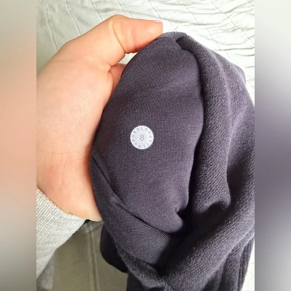 Lululemon Scuba Hoodie - Picture 8 of 8